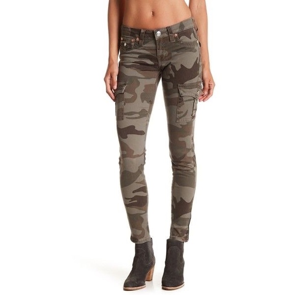 True religion size 28 US camouflaged skinny cargo pants - Picture 1 of 7